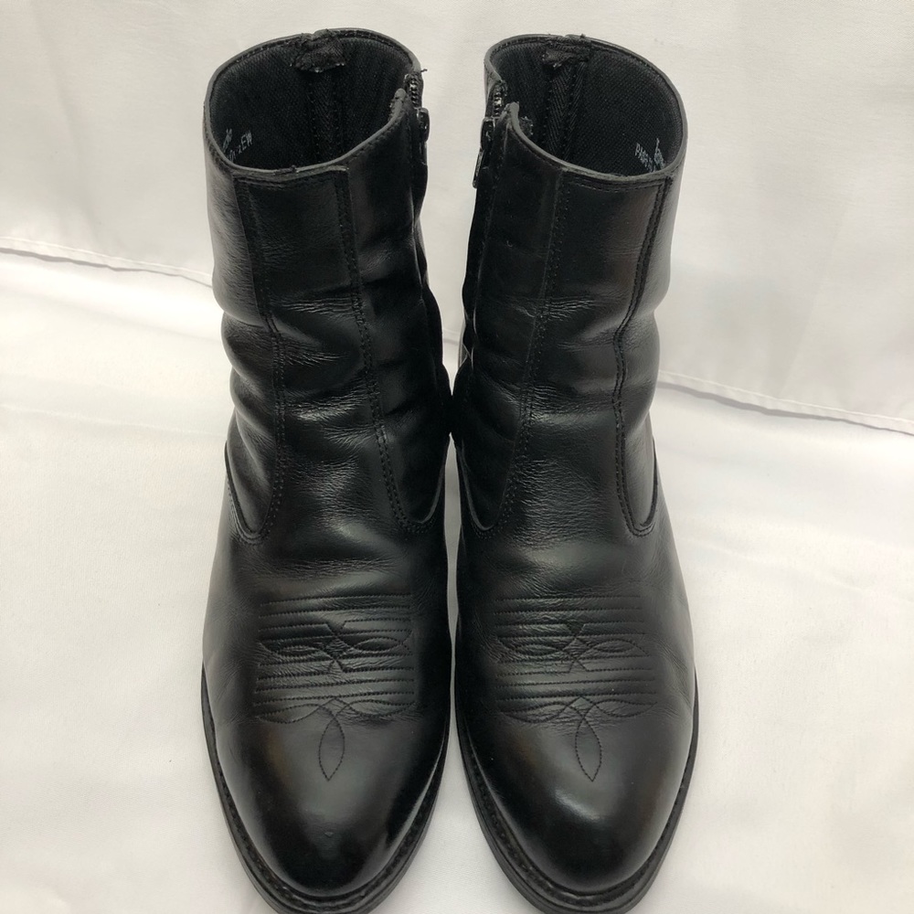 Laredo mens 7” side zip short boot Sz 10 1/2 EW
